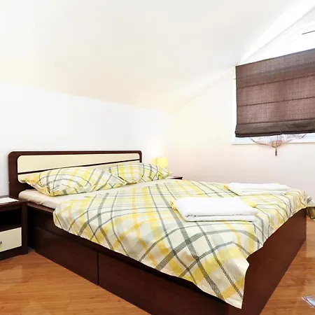 Apartments With Parking Space Vodice - 10022 Vodice