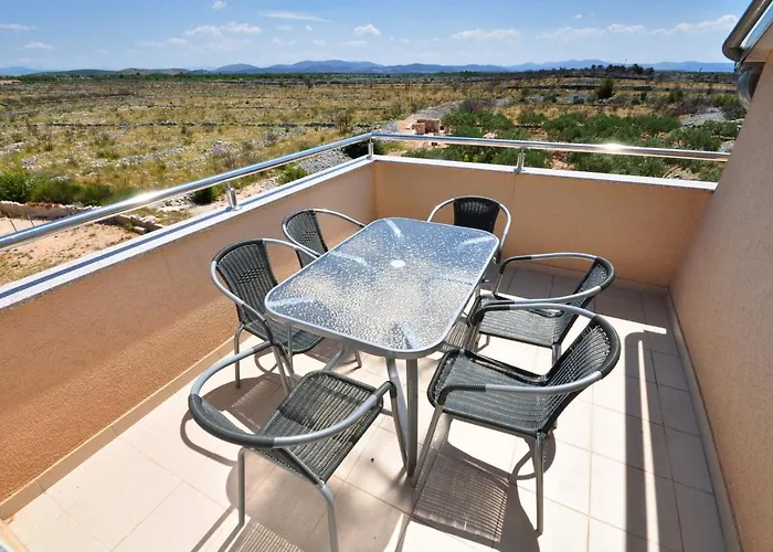 Apartments With Parking Space Vodice - 10022 Apartman Vodice