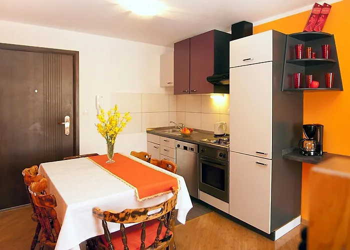 Apartments With Parking Space Vodice - 10022 Apartman